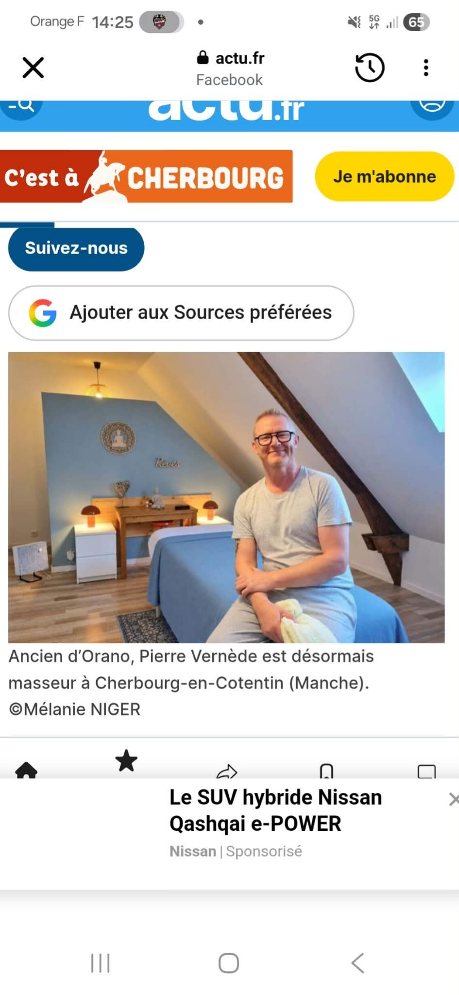 Pierre, votre praticien en massage bien-être, dans sa salle de massage